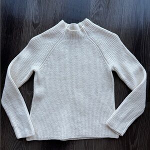 Lauren Ralph Lauren WOOL Mock neck sweater Women’s size medium